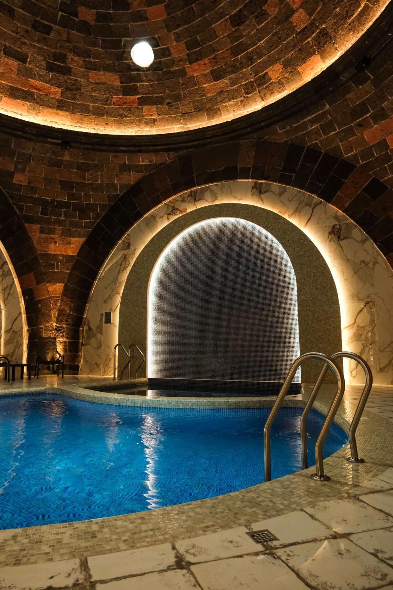 Radisson Hotel & Spa Γκιουμρί Εξωτερικό φωτογραφία
